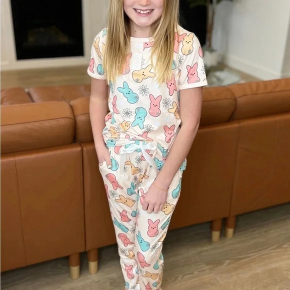 Shirley & Stone‎ peeps lounge jogger pajama set - Picture 4 of 11